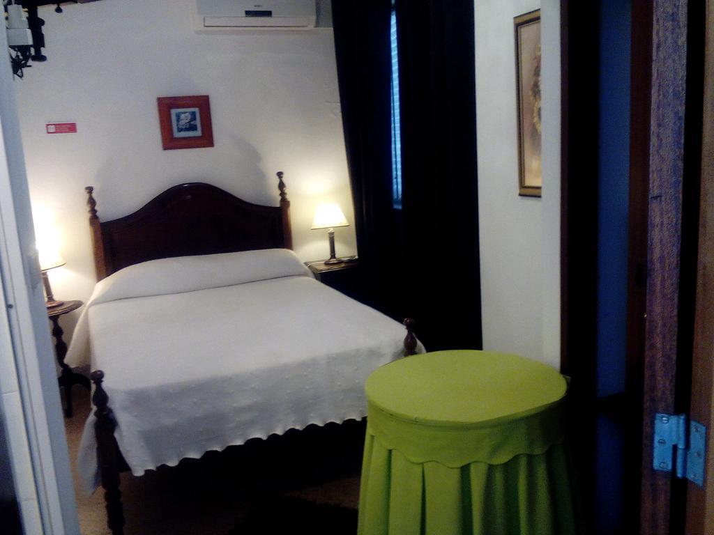 Residencia Matos Pereira 호텔 빌라레알데산토안토니오 외부 사진
